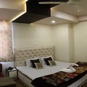 Hotel Amba Shimla